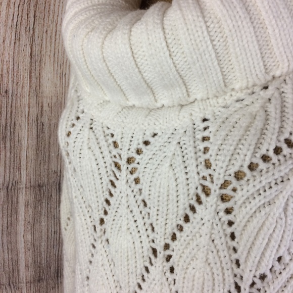 *SOLD* A.N.A. Off White Cowl Neck Knit Sweater Sz L - Picture 4 of 7